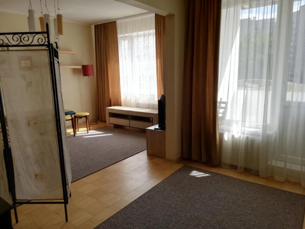 Image 6 of 15 minutes from the Beach and city Center 7 minutes from the airport