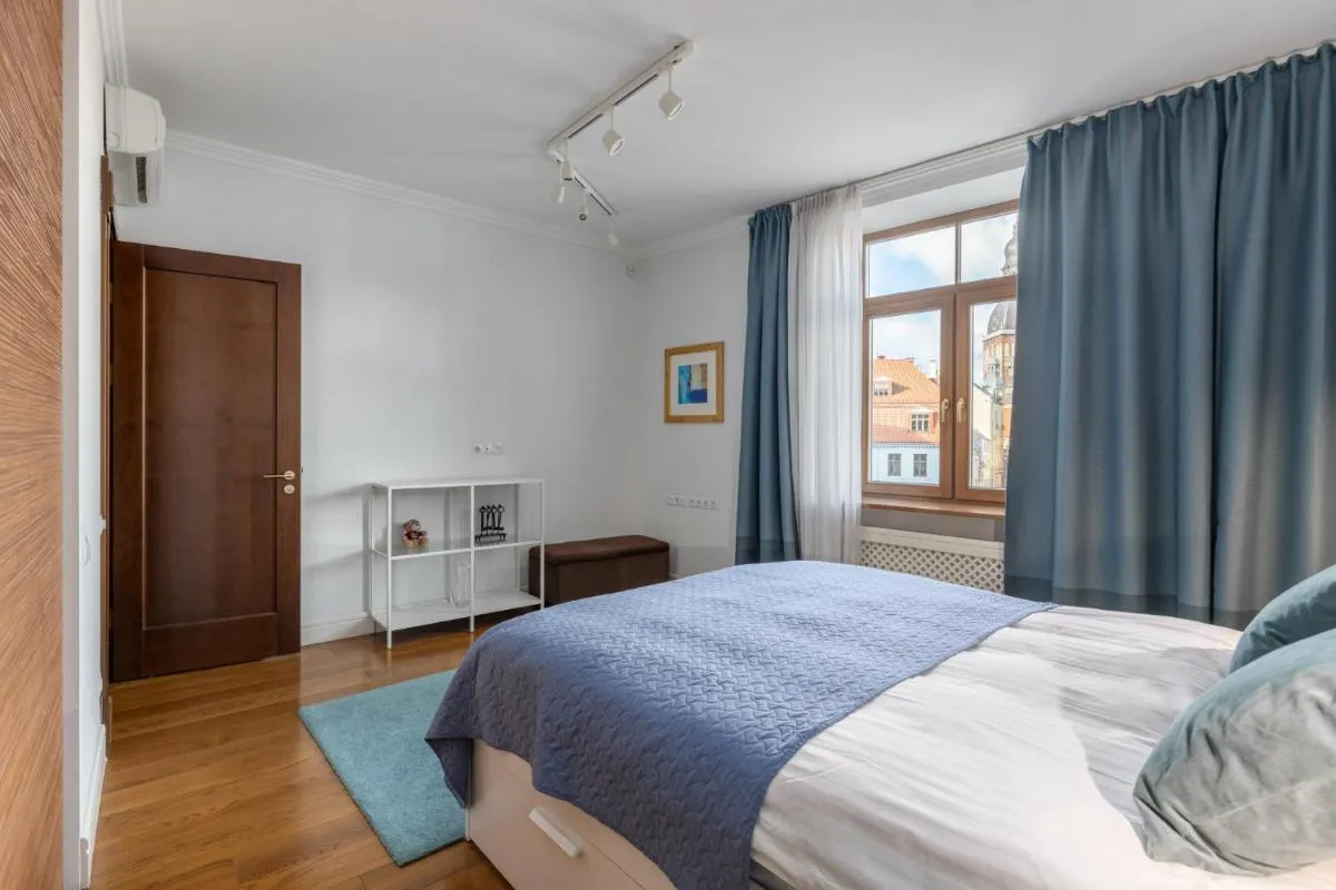Photo 5 of 1BD Apartment with Old Town View