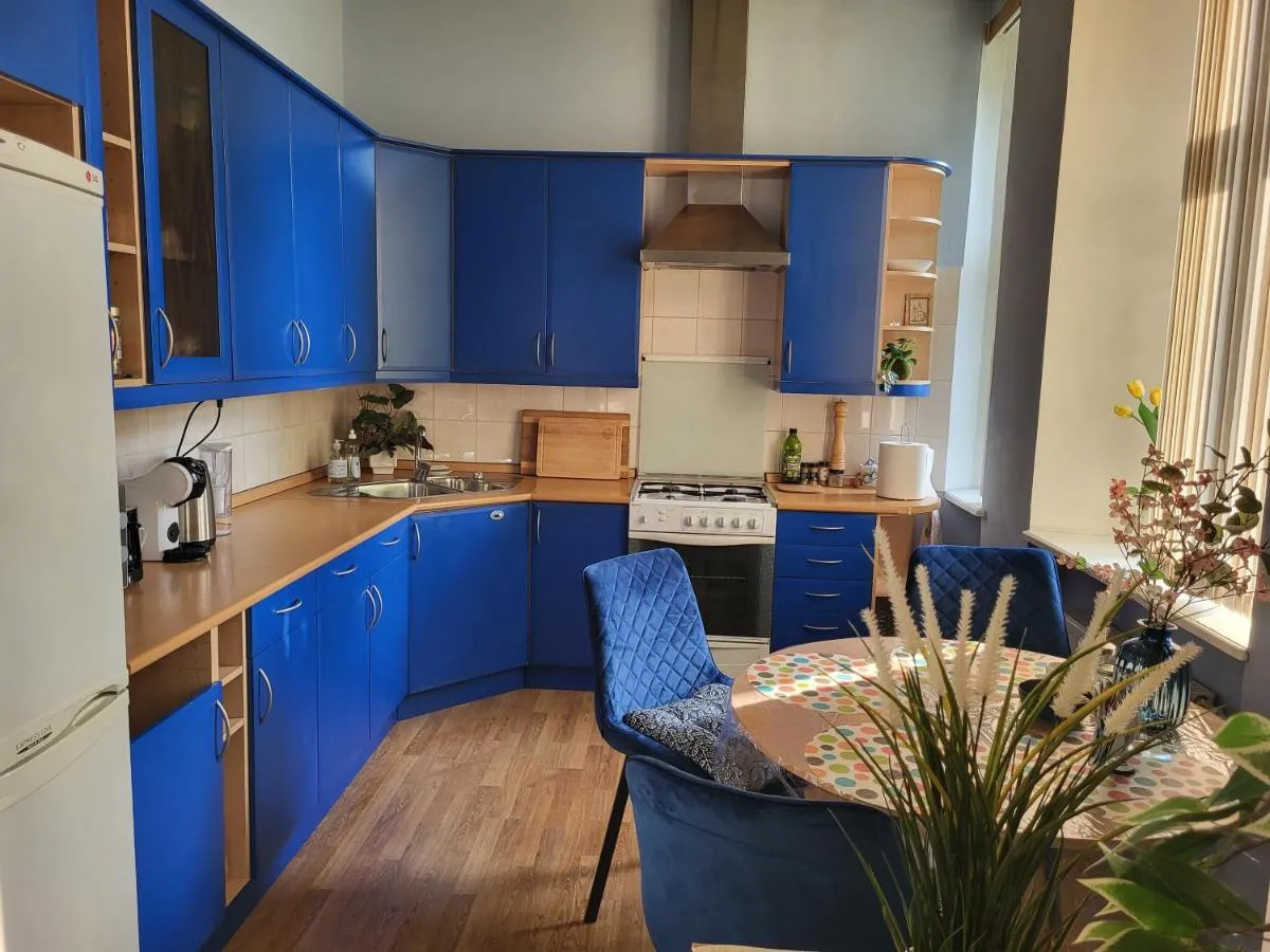 Image 3 of Alunana LUX & Jacuzzi apartment in Art Nouveau district, 74 sqm, 1870s, Self check-in