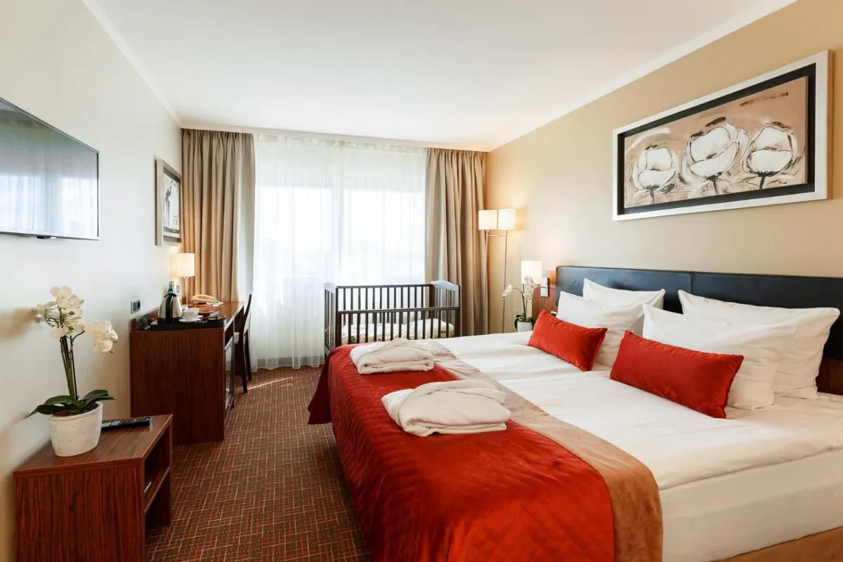 Image 1 of Avalon Hotel & Conferences