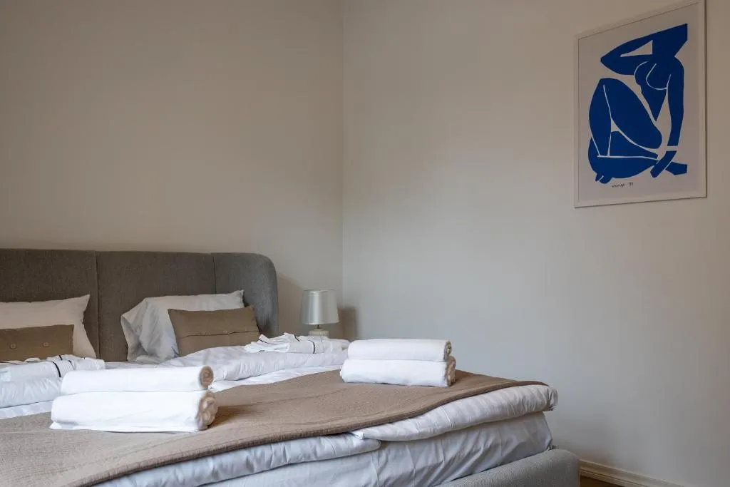 B68 Apartment 22A