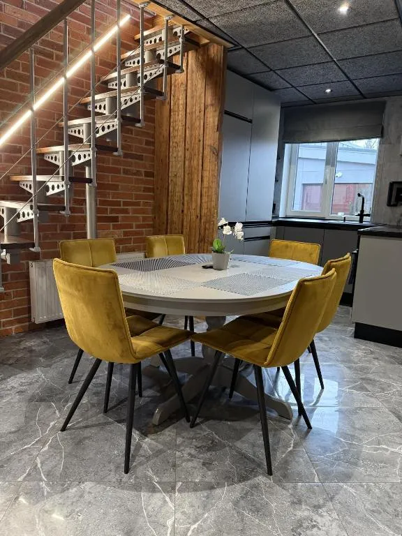BRIVIBAS RESIDENCE – STONES, free PRIVAT parking, free WIFI, self check-in