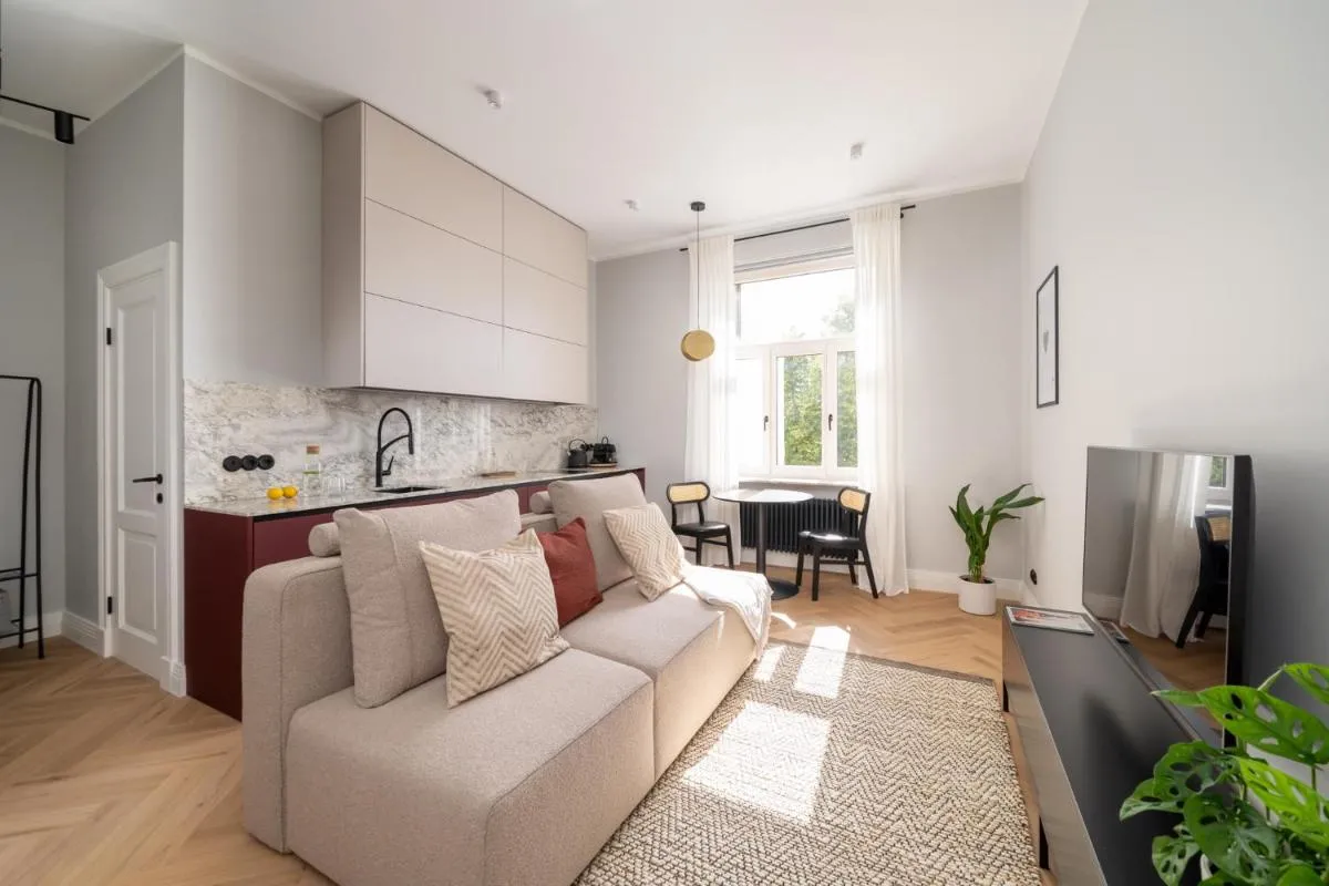 Photo 4 of Bold 1909 Residences – Art Nouveau Living