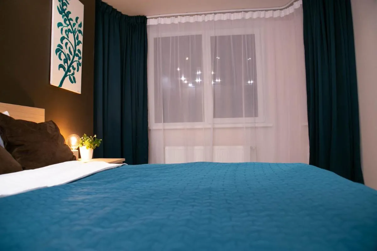 Image 4 of Brassy apartment
