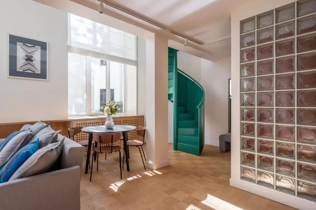 Image 3 of Bright designer Loft in the city center