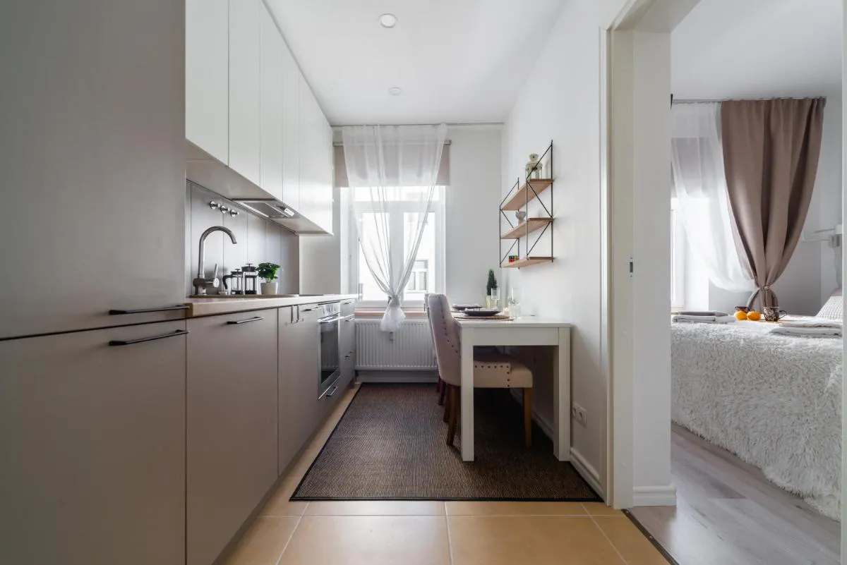 Image 2 of Bruninieku street studio Apartment