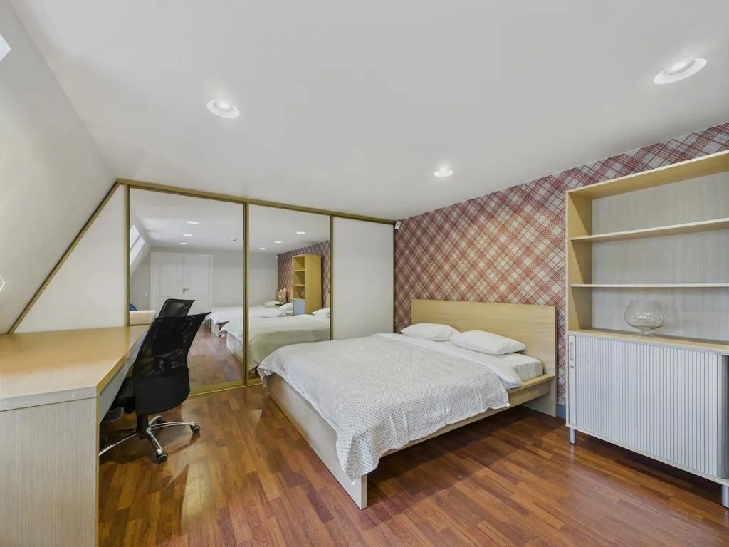 Image 1 of Budget Old Town stay