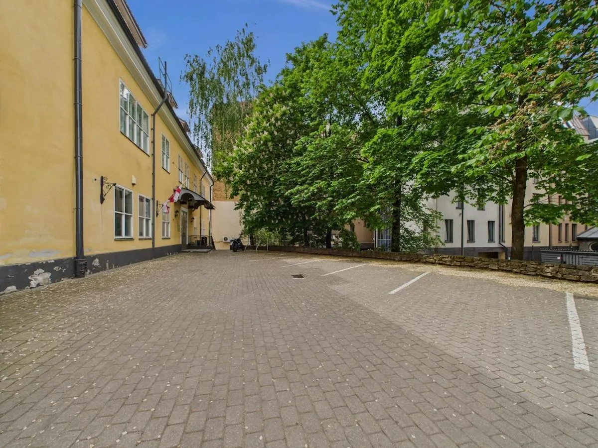 Photo 5 of Budget Old Town stay