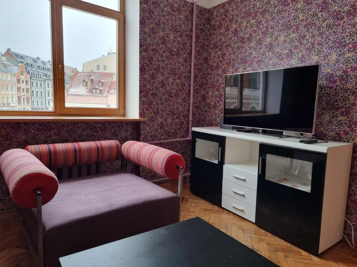 Image 4 of City Inn 2 Bedroom Apartment next to City Hall with parking