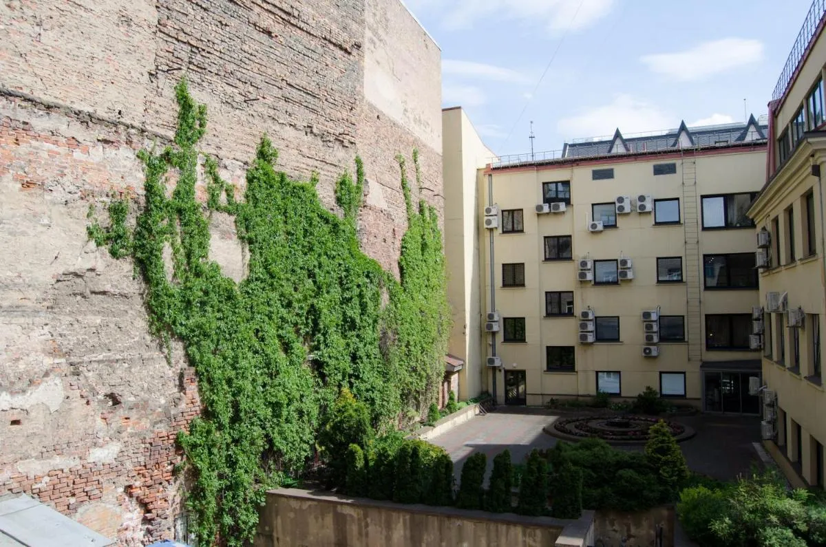 Image 5 of City Inn Riga Apartment, Town Hall view with parking