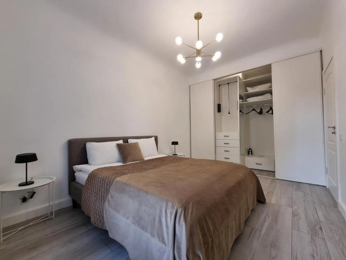 Image 6 of City Inn River view 2 Bedroom apartment with parking