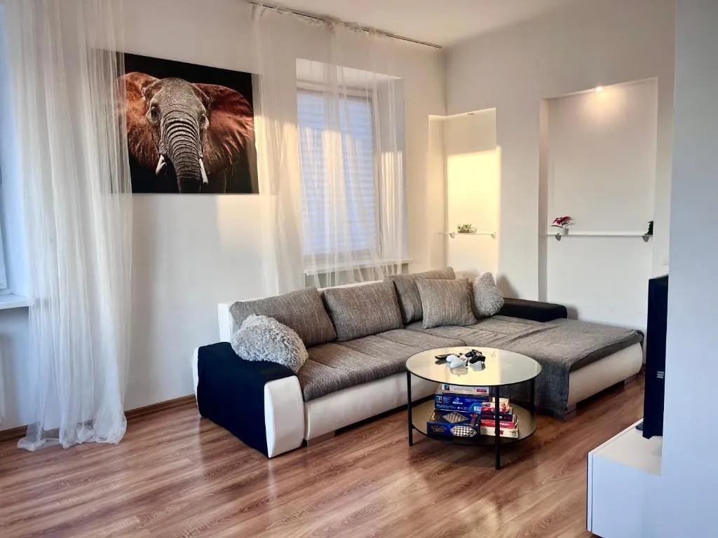 Image 1 of City centre apartments with free parking