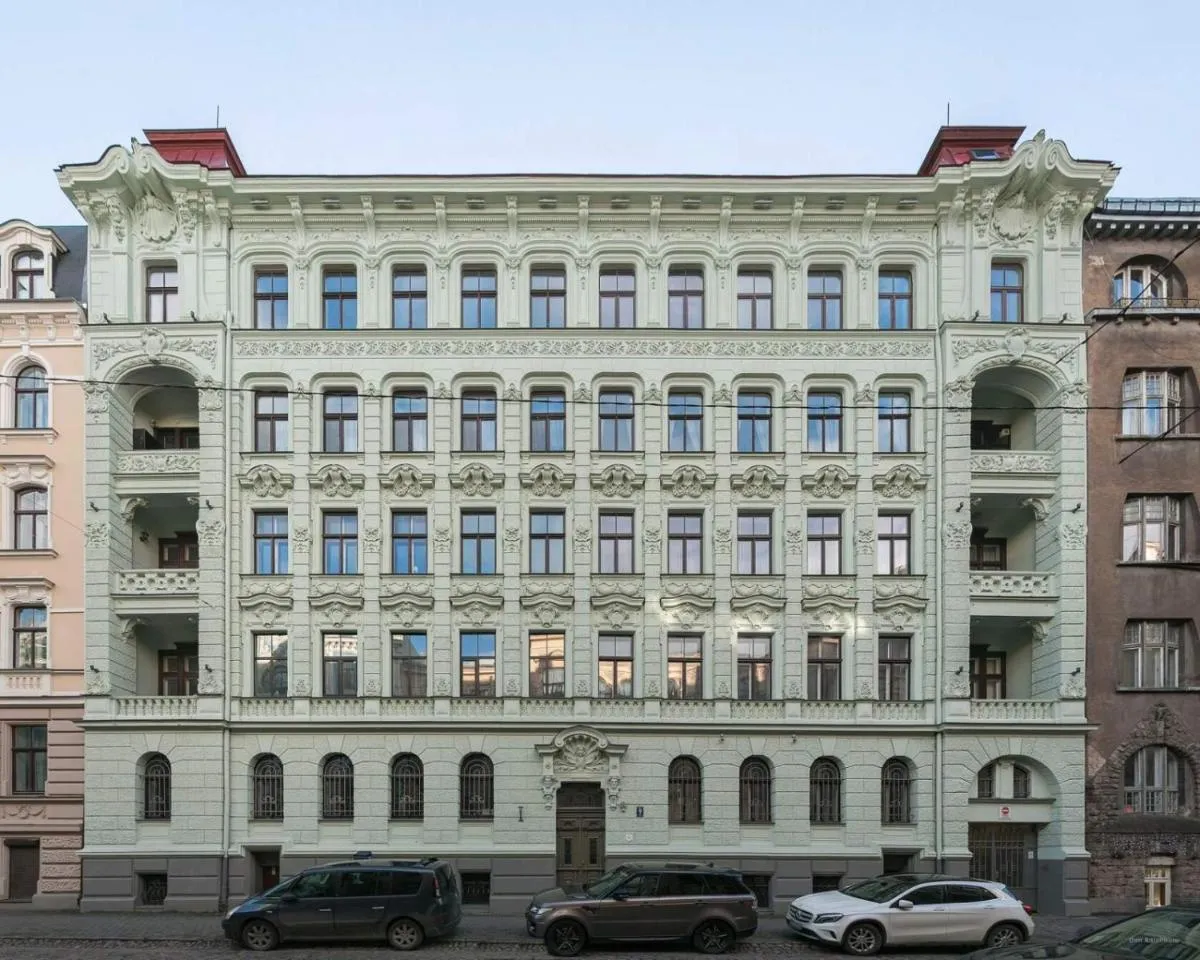 Image 4 of Classical large apartment on Alberta street, FREE PARKING