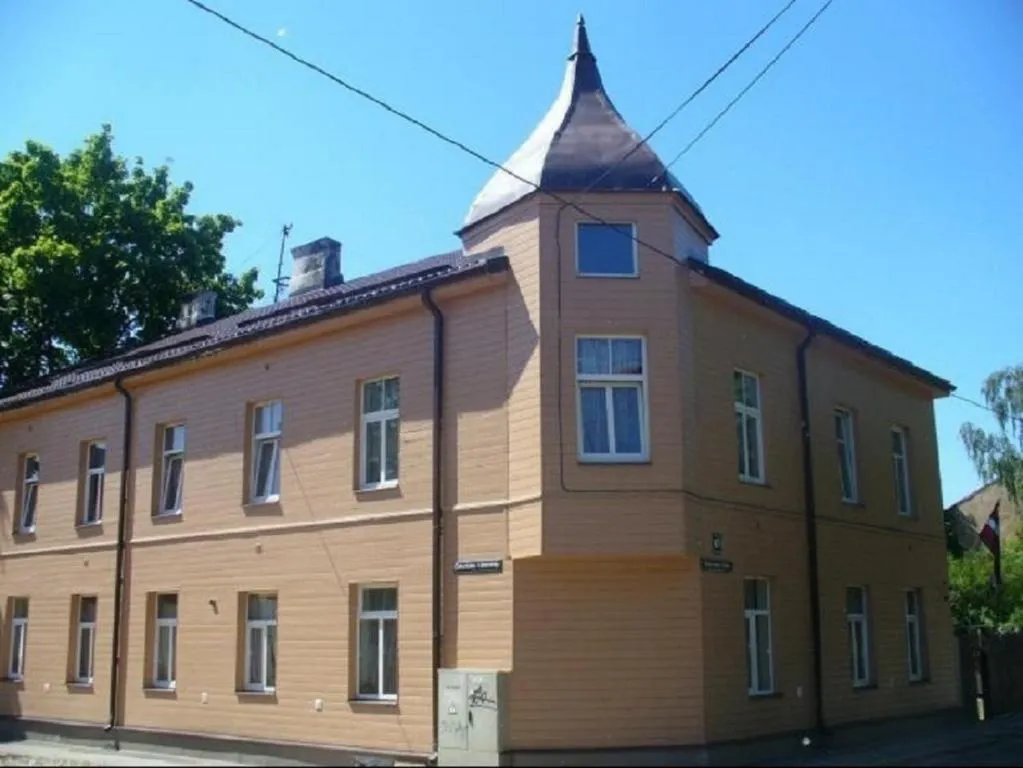 Image of Colorfull Experience in Hause built 1910 Fast free WiFi Free Parking