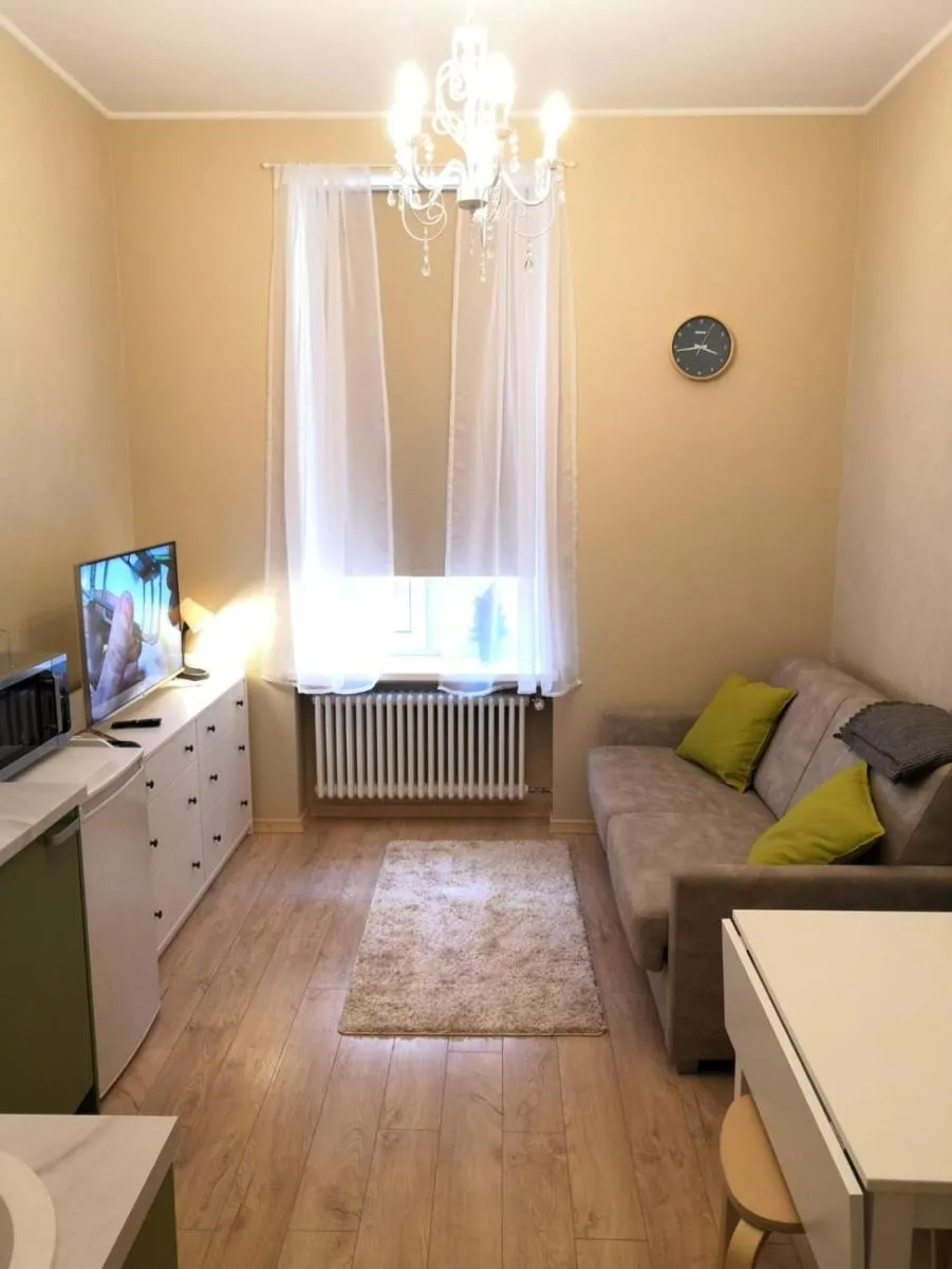 Image 4 of Cosy one seperate bedroom apartment in city center, perfect for family trip.