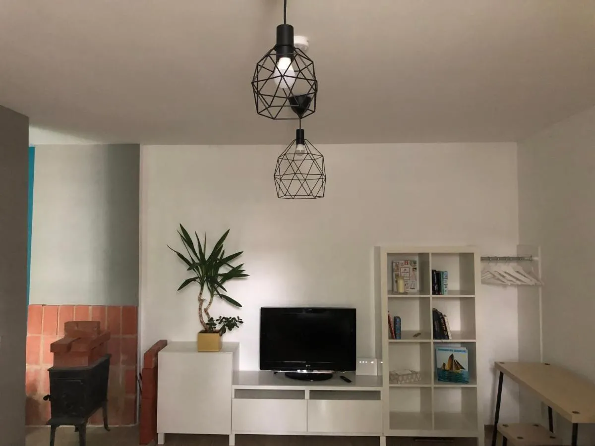 Photo 5 of Cozy 1-bedroom apartment with free parking