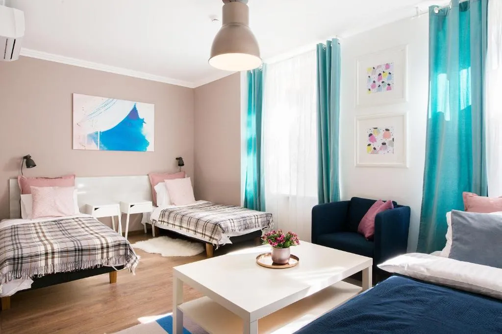 Image 1 of Cozy Old Town Studio Apartment