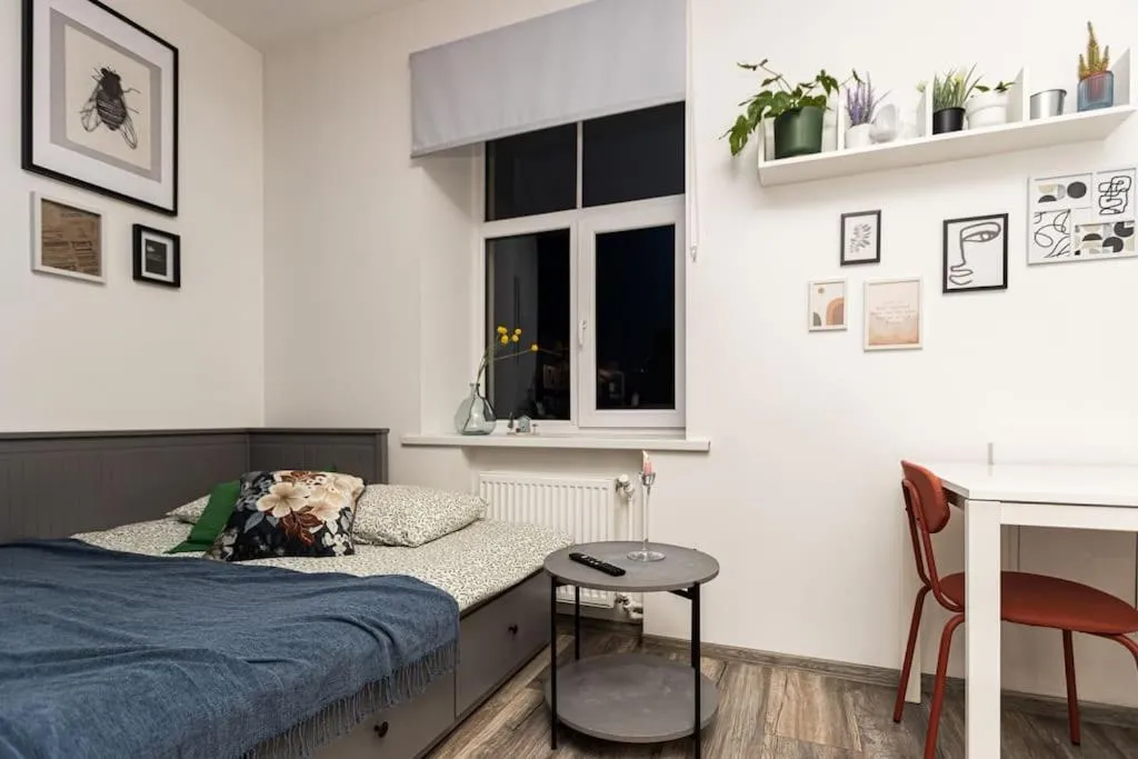 Image 1 of Cute studio APT with a View over the rooftops and Free parking in the area