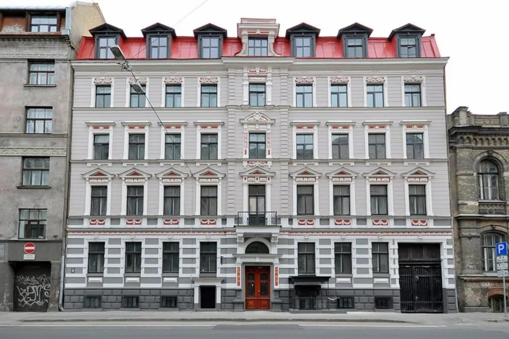 Image 5 of Design apartment, 2 en-suite rooms – very central