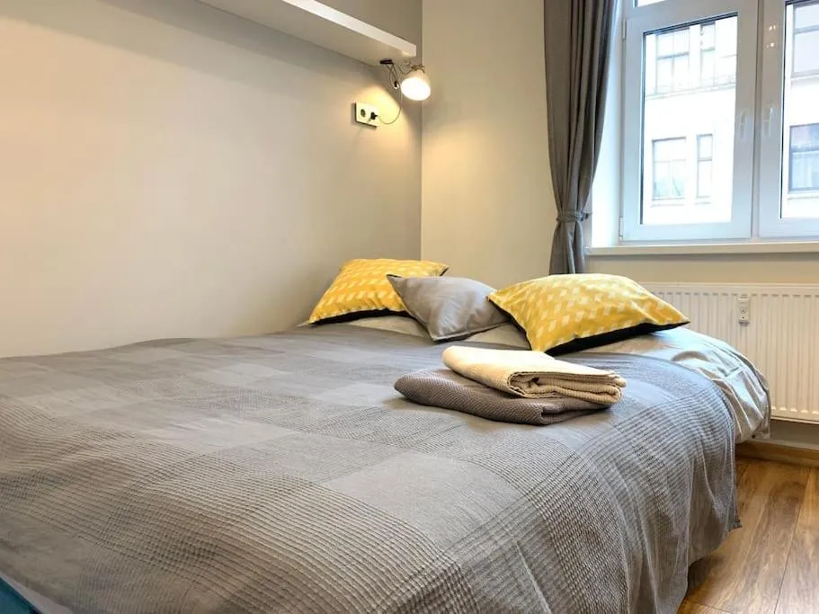 Image 1 of Design apartment, 2 en-suite rooms – very central