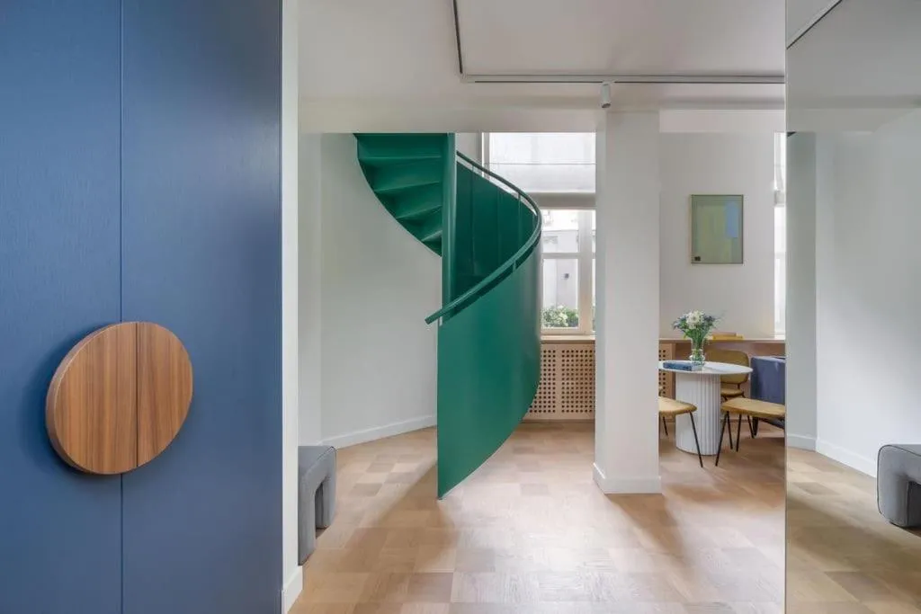 Image 2 of Designer loft in the city center