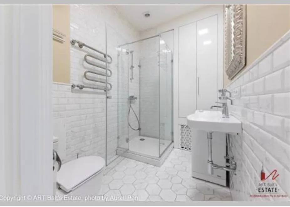 Image 2 of Dome center apartment