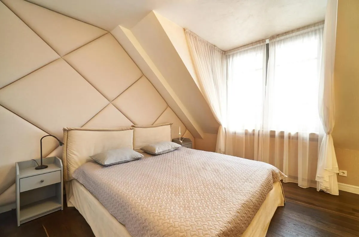 Image 5 of EMI Apartment
