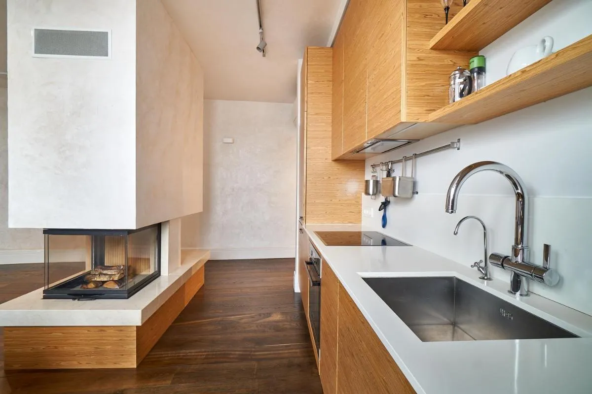 Image 3 of EMI Apartment