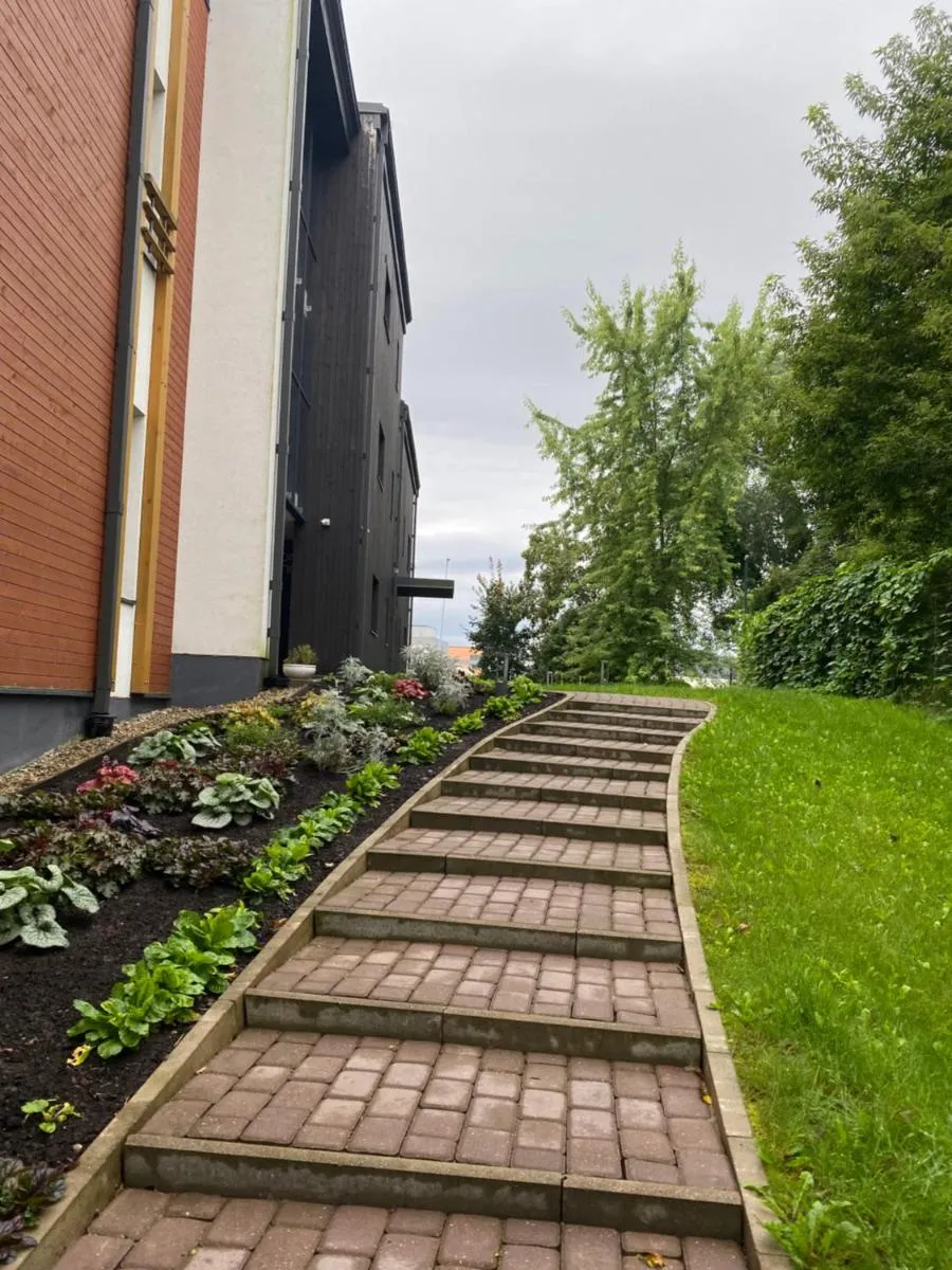 Photo 4 of Elegant Riverside Flat