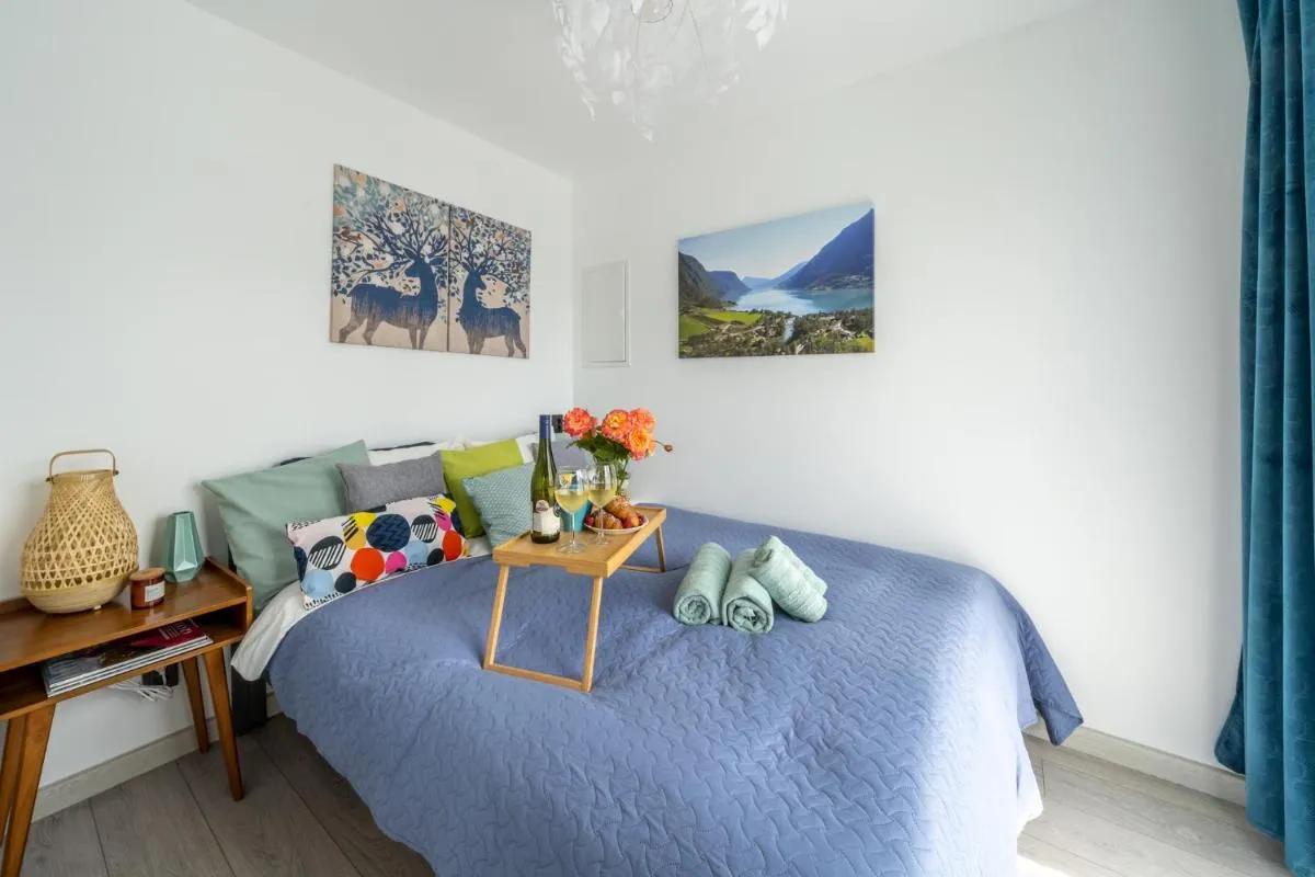 Image 3 of Family Garden House with Free Private Parking & Playground