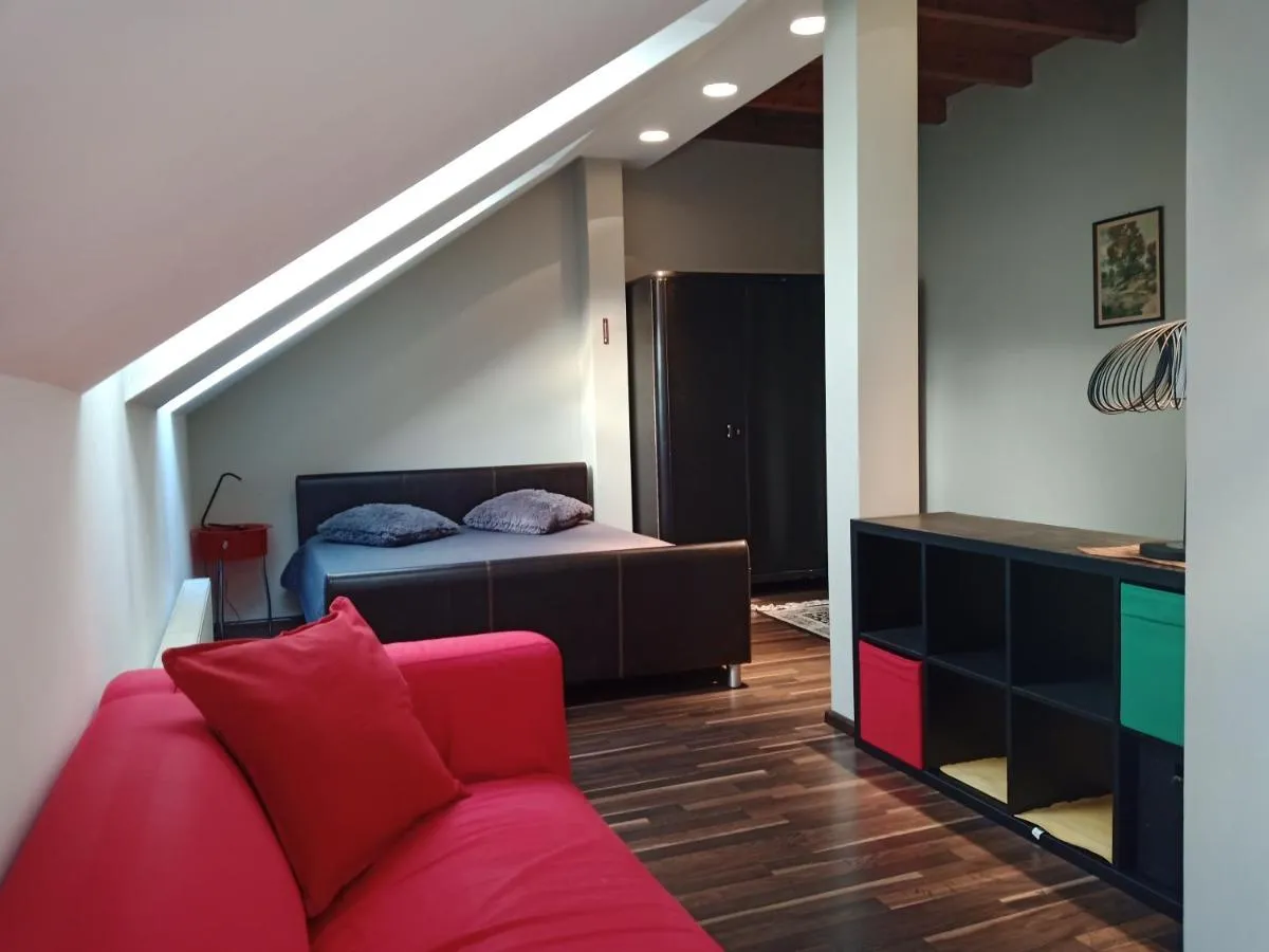 Image 4 of Family or Group Apartment in Green Center
