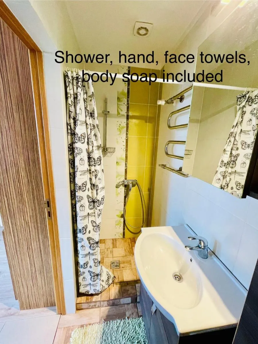 Image 4 of Fresh&Cozy apartment, parking free, 15 min walk to center