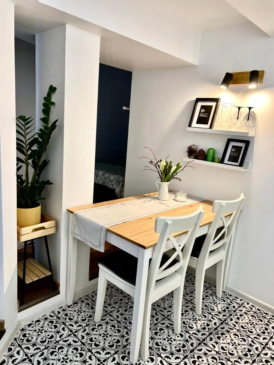Image 3 of GREEN Apartment