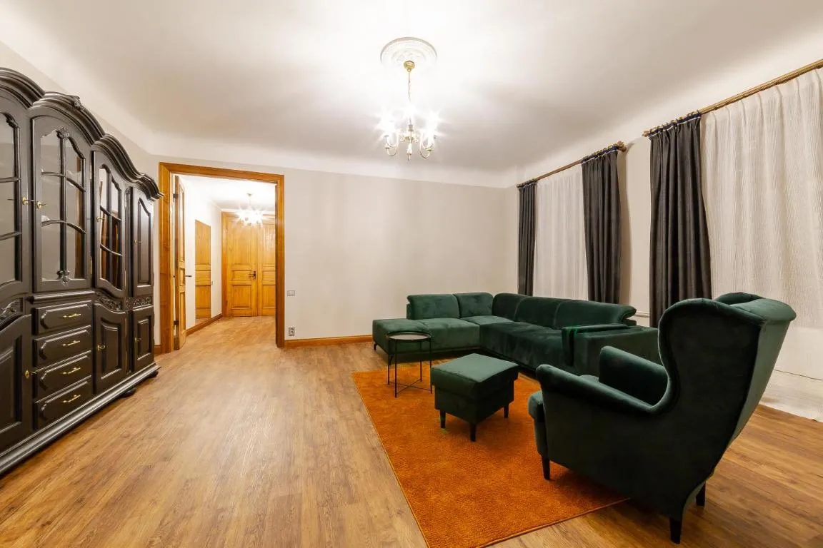Image of Gourmet Storie’s AP 68sqm Renovated Free parking