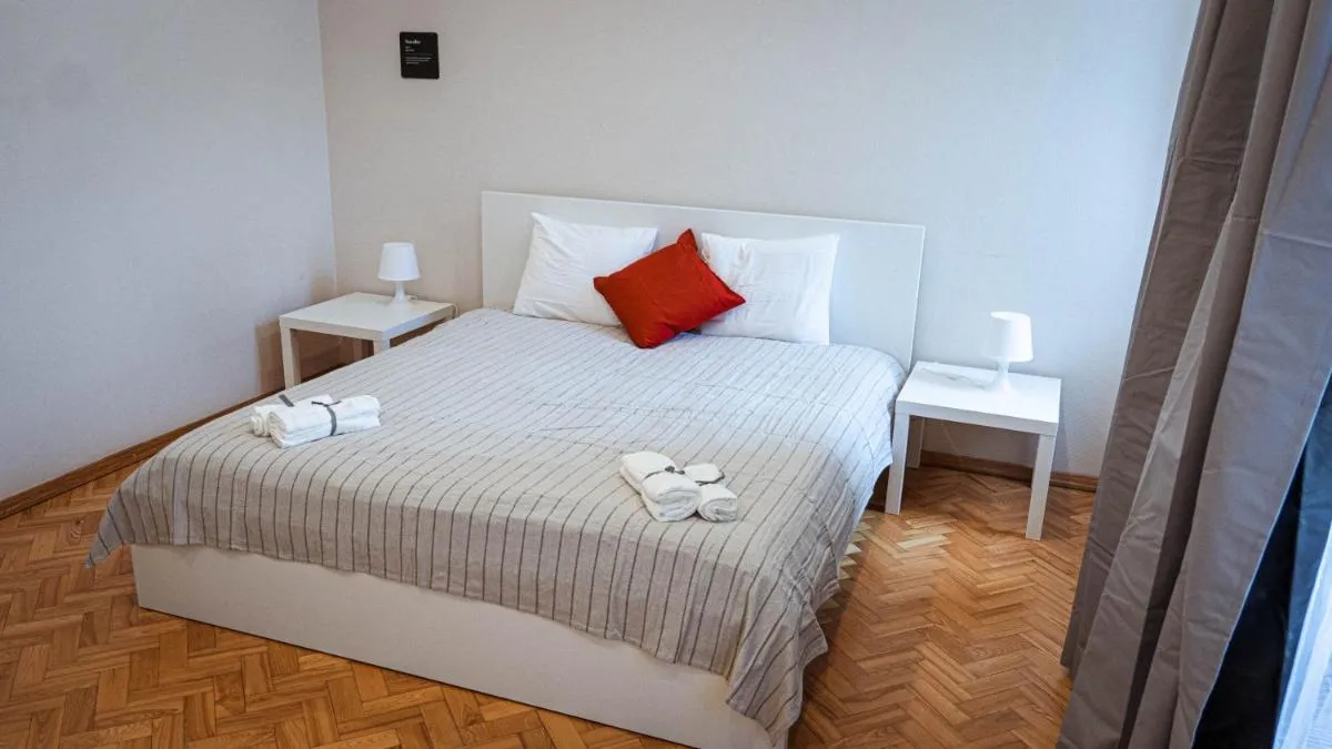Image 6 of Holberg Apartment