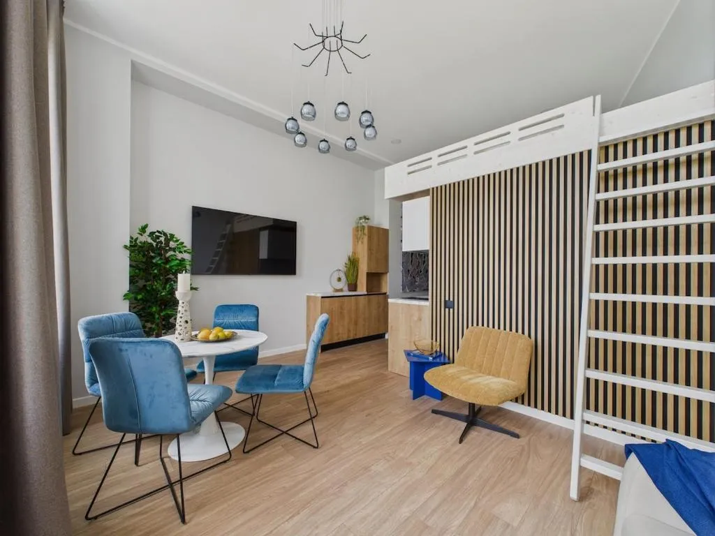 Image 1 of Homey 1BR Loft in Old Town