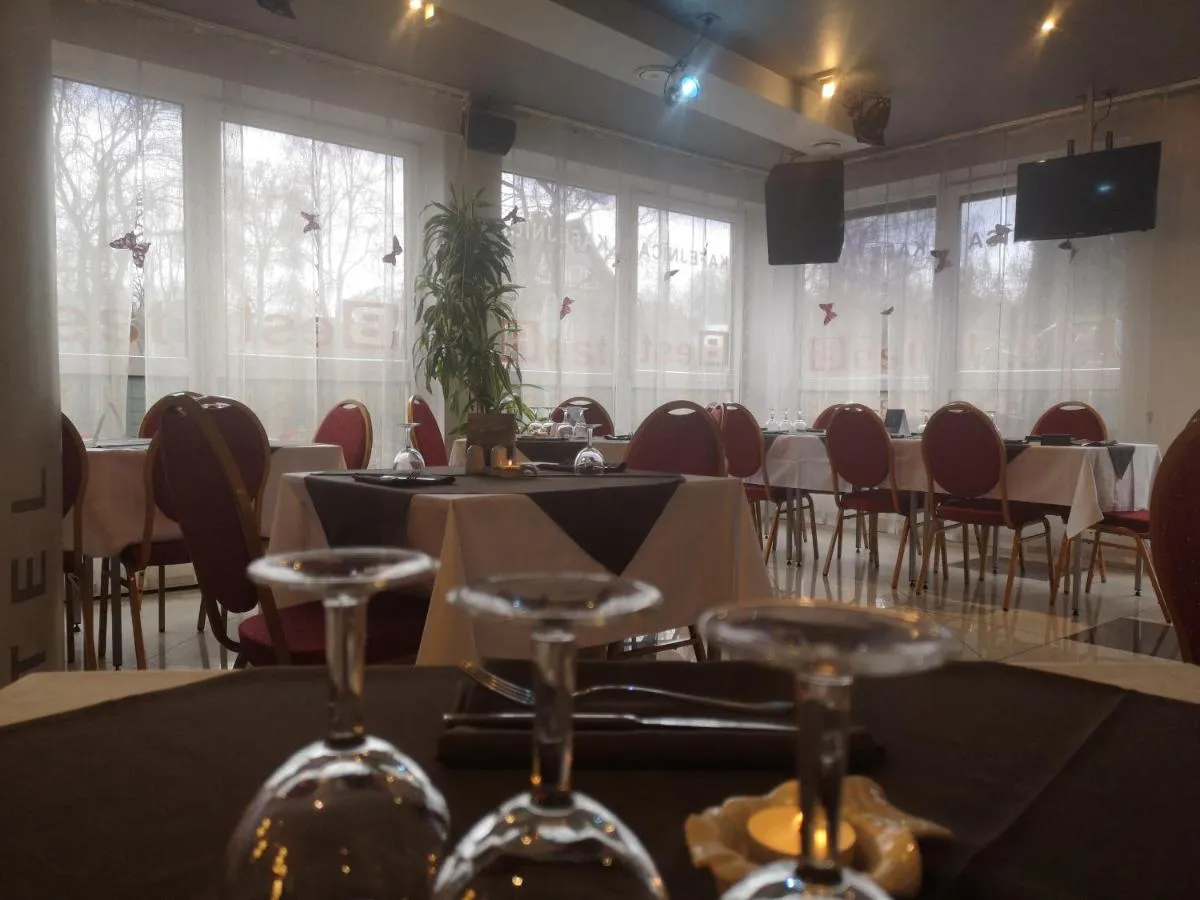 Image 4 of Hotel BEST with FREE PARKING
