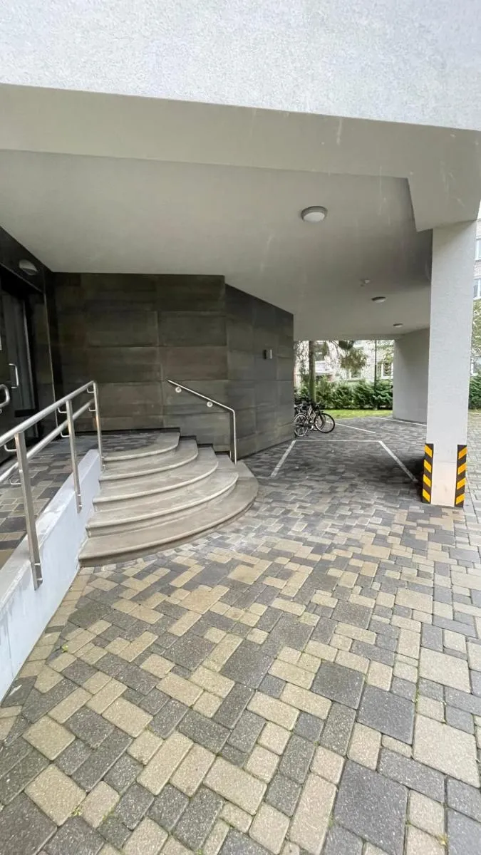 Image 1 of Hugo apartment & parking