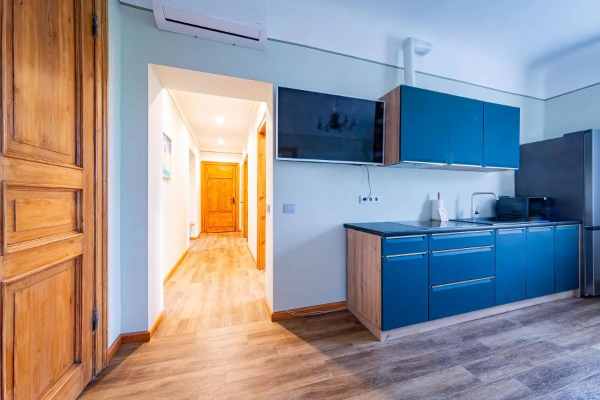 Image 3 of Just Renovated Stories Apartment Free parking