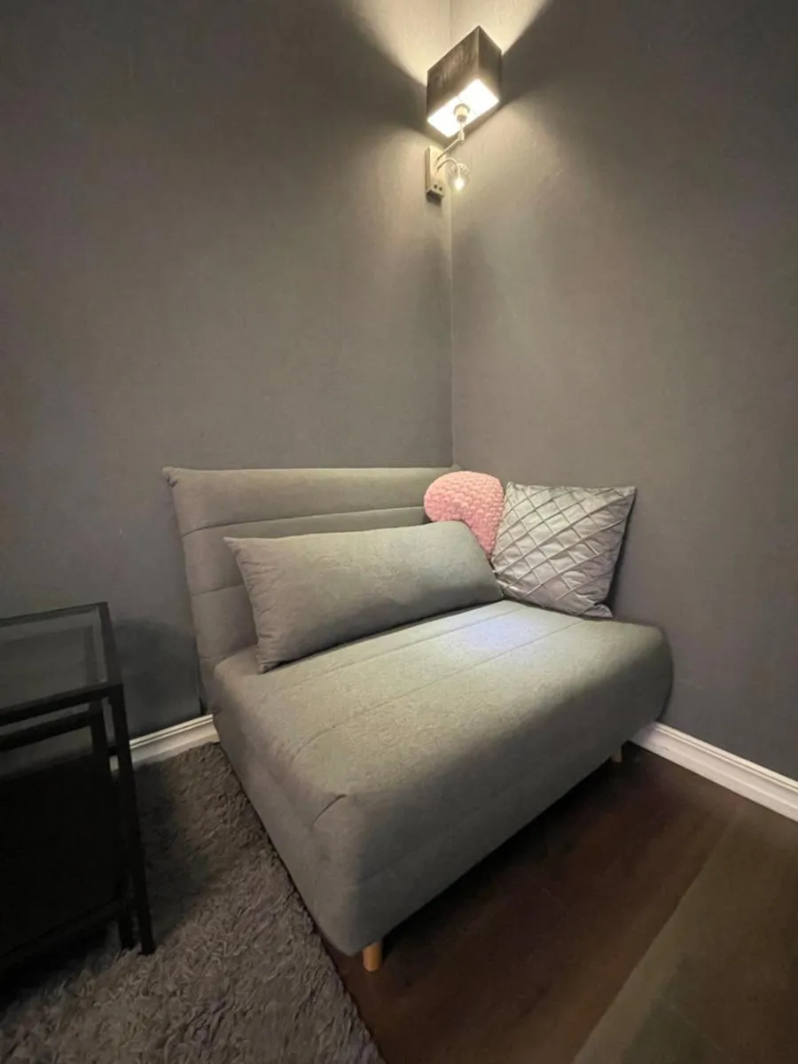 Photo 5 of Kingsize bed SELF CHECK IN & Smart tv and FREE Parking