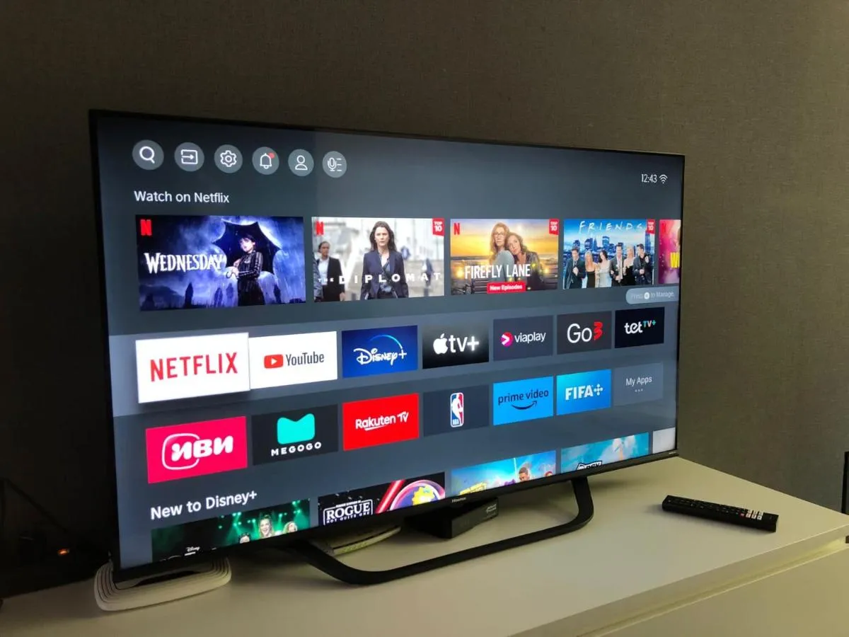 Image 1 of Kingsize bed Self check in & Smart tv and Parking