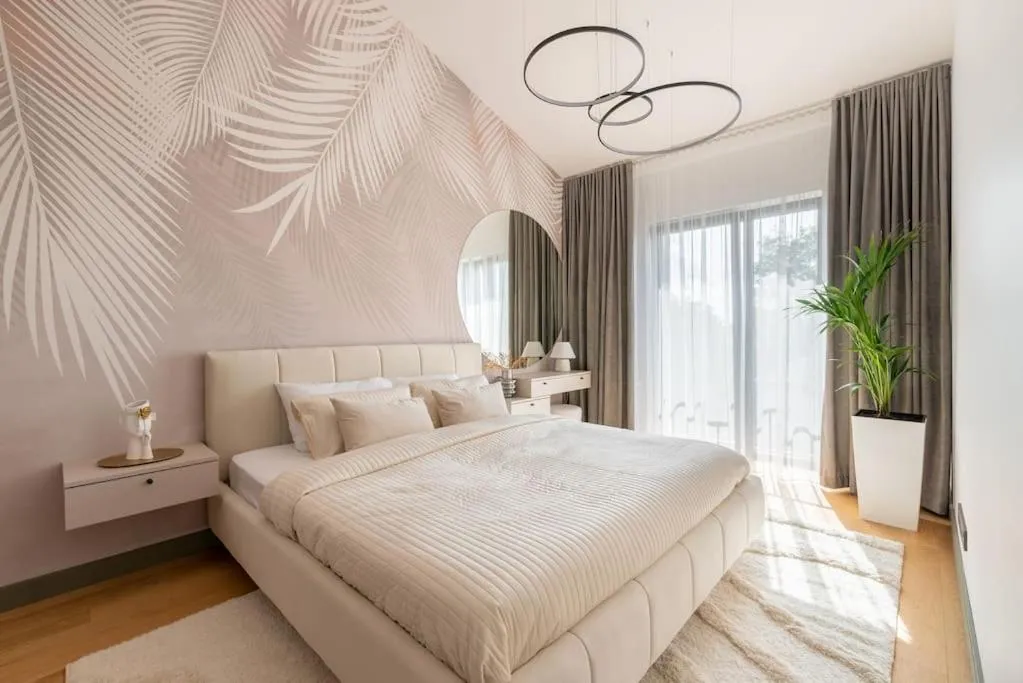 Image 1 of Luxurious penthouse with parking