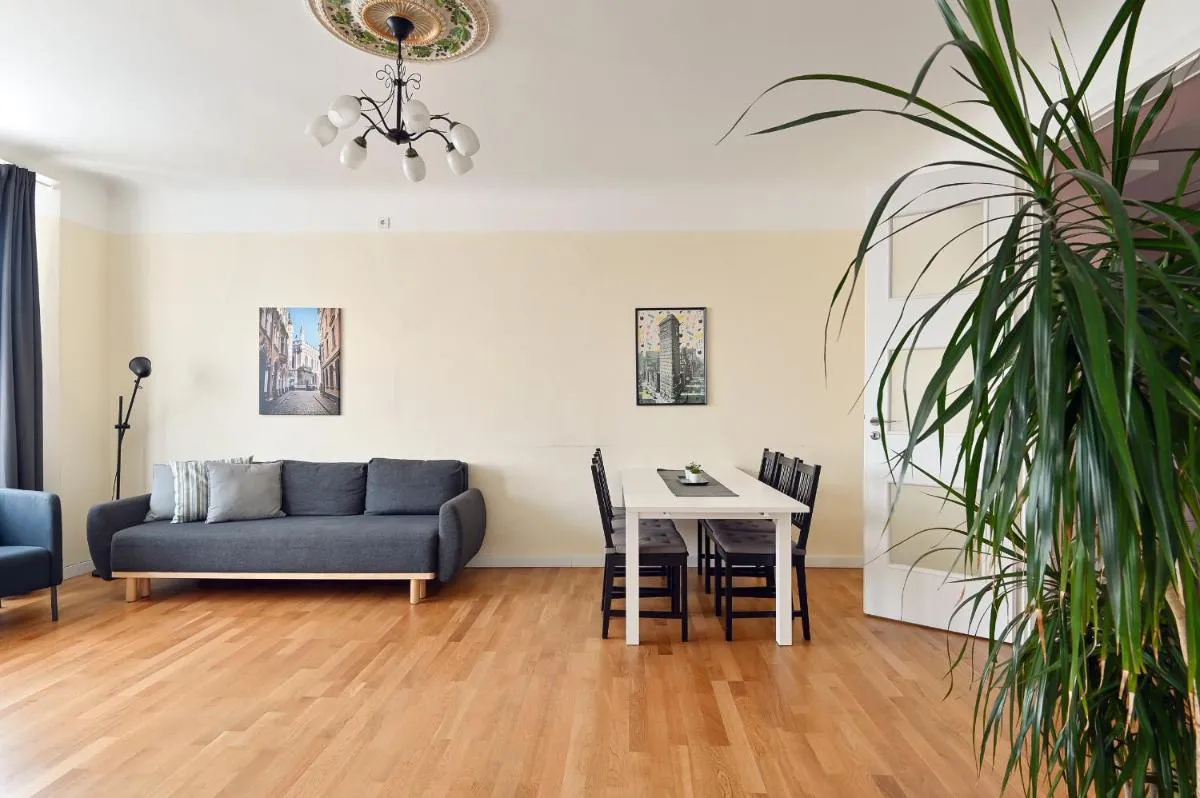Photo 4 of Luxury 110m2 Apartment with Bathtub – Caka Street Central