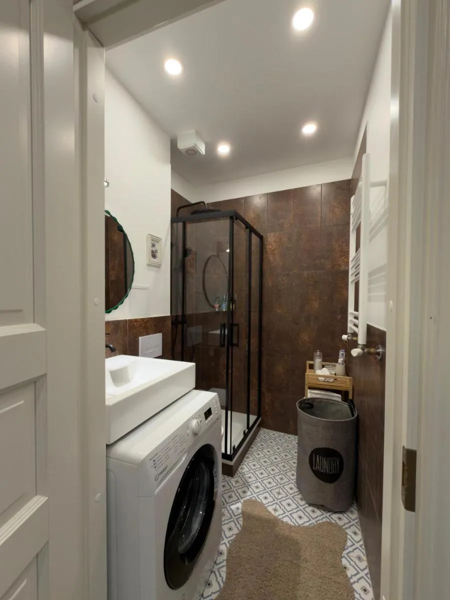 Photo 3 of M101 Apartment 19