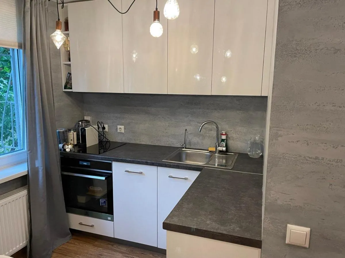 Image 2 of Modern Apartment suitable for longstays