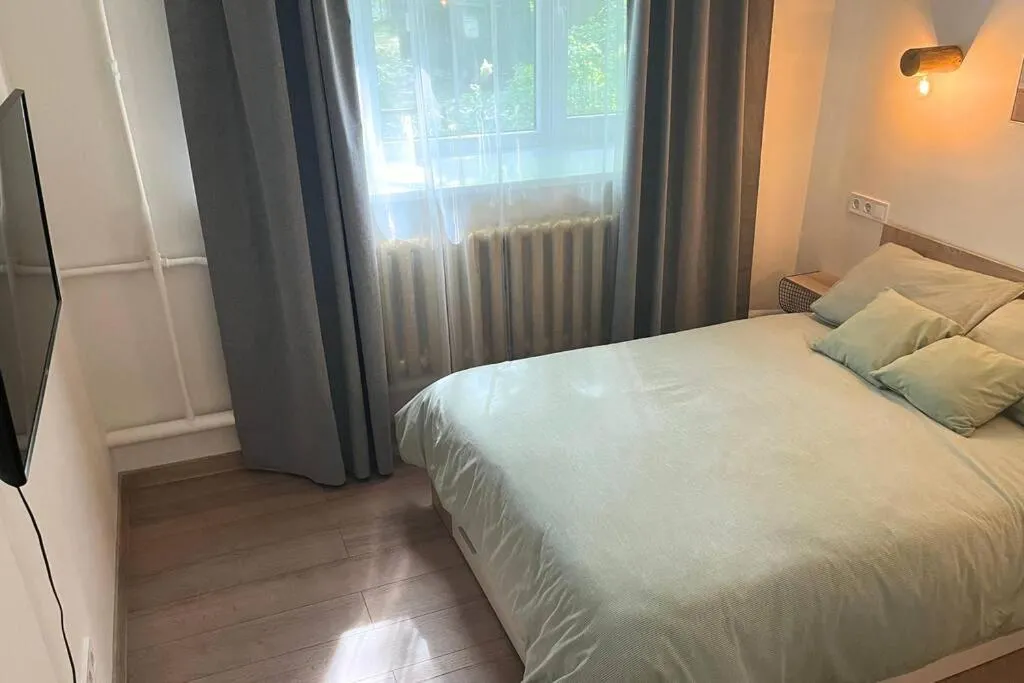 Image 6 of Modern & Cosy City Center Flat