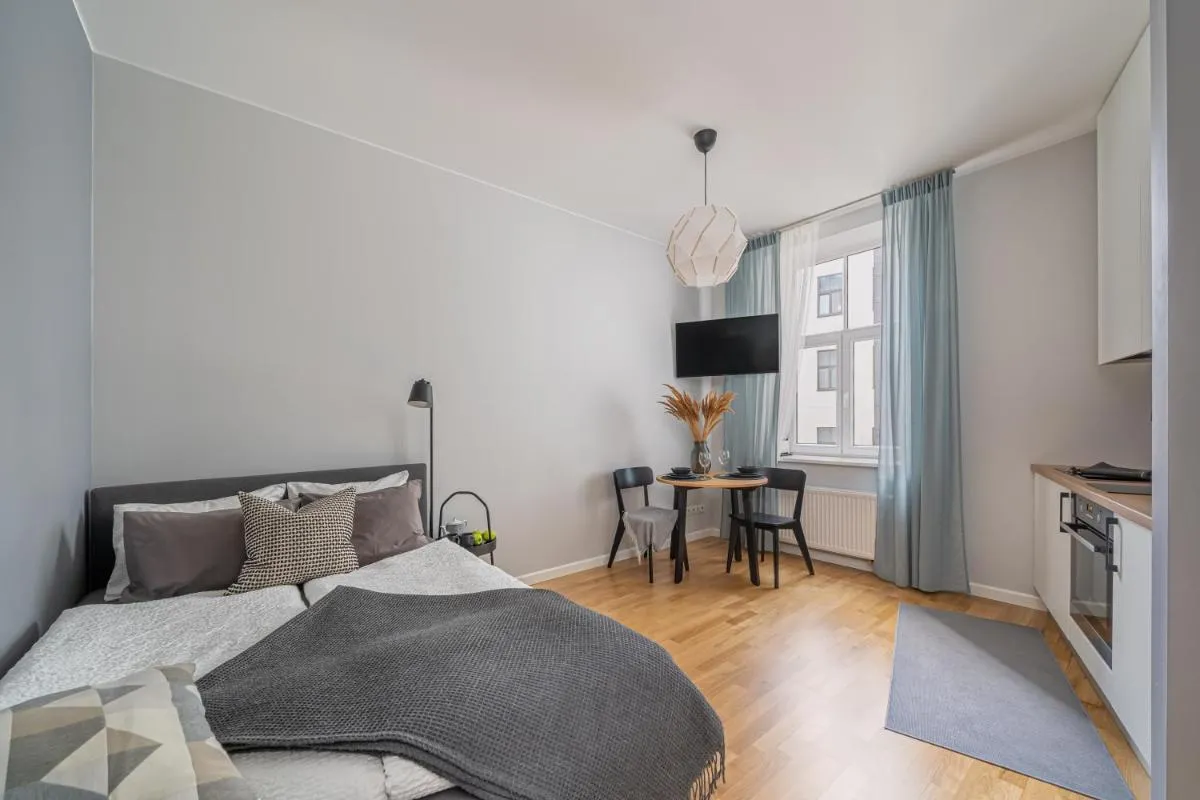 Image 1 of NEW! Quiet studio with elevator, 9 min walk to Old Town