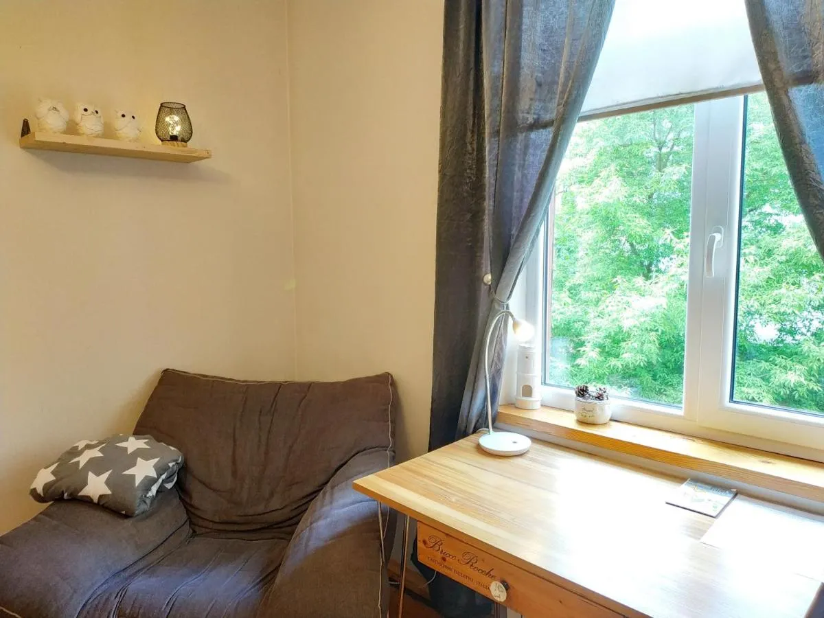 Image 2 of NON-Smoking Rustic Sparkle Apt and Free Parking