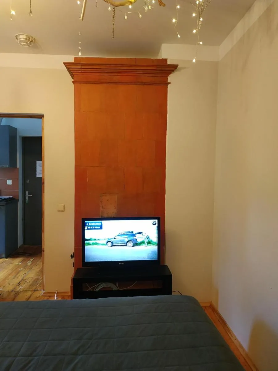 Image 4 of NON-Smoking Rustic Sparkle Apt and Free Parking