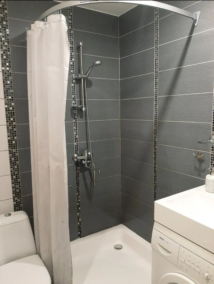 Image 6 of New! Cozy Apartment with Free guarded parking